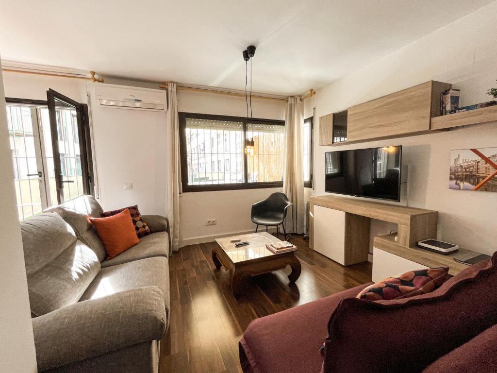 Apartamento para 4 con terraza privada en el centro Gerona Exterior foto